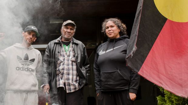 WgarNews's tweet photo. @MailOnline #TentEmbassy '#evict' #CWealth fm #Canberra #LobbyRestaurant
#CharlieBrown #Buzzacott #NiokaCoe in Photo by #Jamila
https://t.co/t4ug5p7YvY https://t.co/CqFEcON3Gu