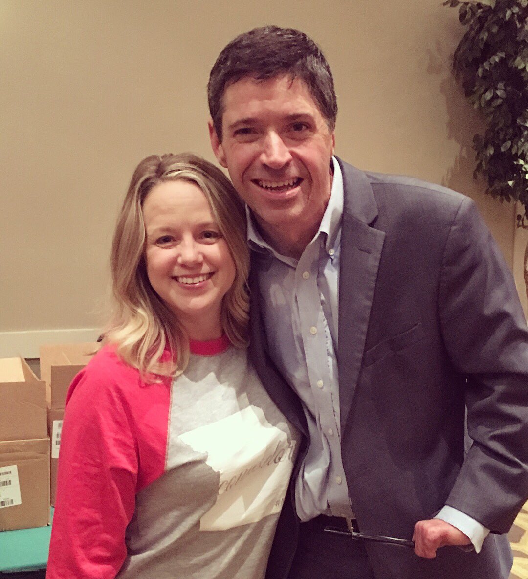 AngieKayMcKie's tweet photo. My 16th #MSCA and I’ve never been inspired more! @JOLearyInspires was truly amazing! #liveinspired #onfire #MSCA17 #lovedemandsfearlessness https://t.co/FRlCfjHbNy
