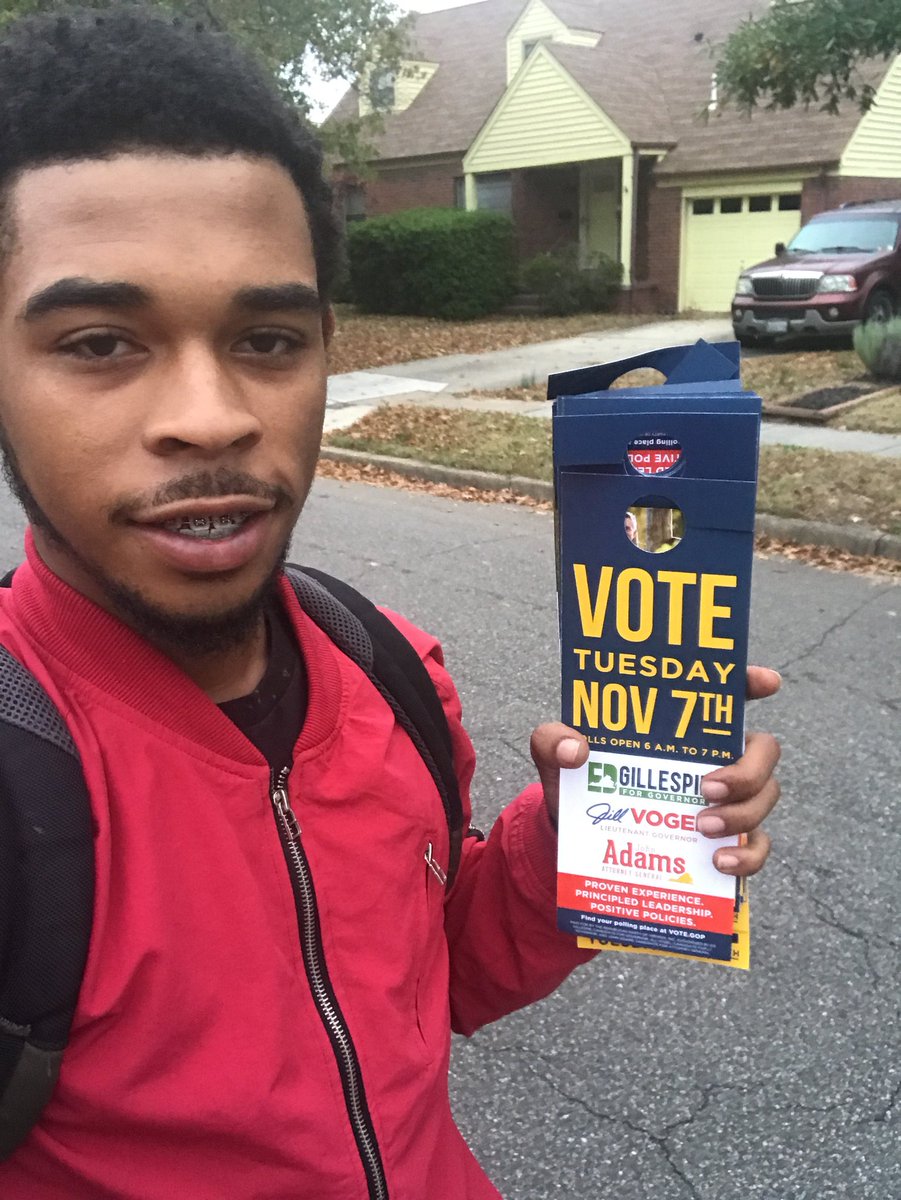 carter4ed's tweet photo. Don’t let the weather stop you from going to your voting poll! #VOTE ✔️ https://t.co/jhnncgjcSW