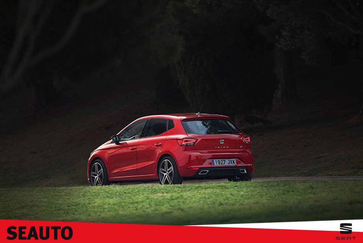 SeatSalamanca's tweet image. #SEAT recibe el premio #SMARTBEST 2017 por la integración de #Amazon Alexa a su gama bit.ly/SeatSMARTBEST