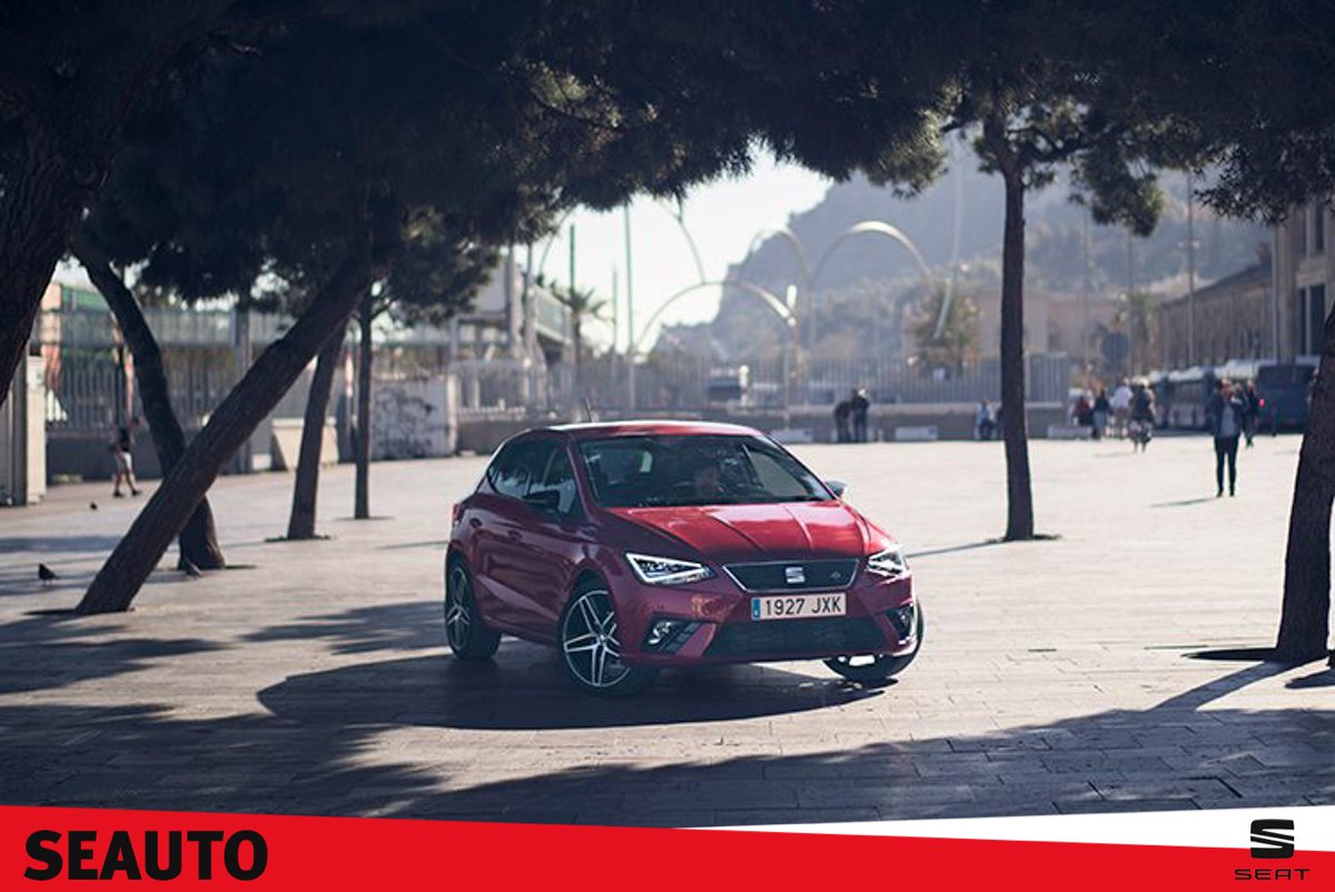 SeatSalamanca's tweet image. #SEAT recibe el premio #SMARTBEST 2017 por la integración de #Amazon Alexa a su gama bit.ly/SeatSMARTBEST