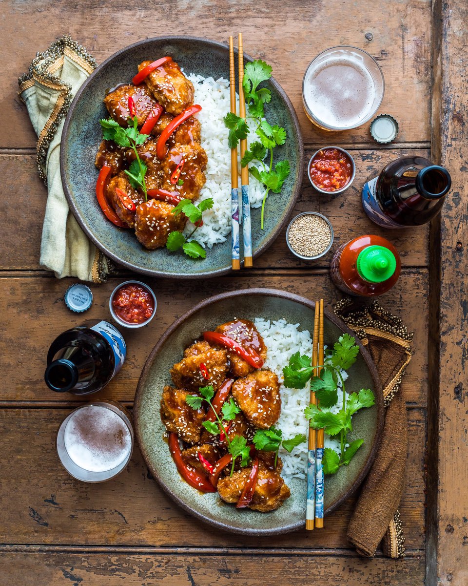 Weeknight Comfort = General Tso's Chicken. Spicy, Soul-Warming Deliciousness. Hella better than takeout. 🔥🌶👊 amzn.to/2iZVPCs