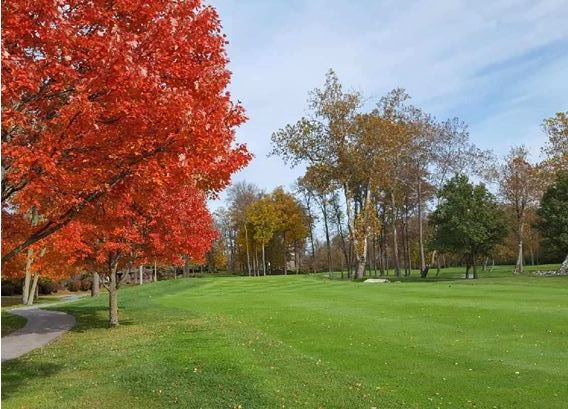 What a beautiful Fall day to hit the course!