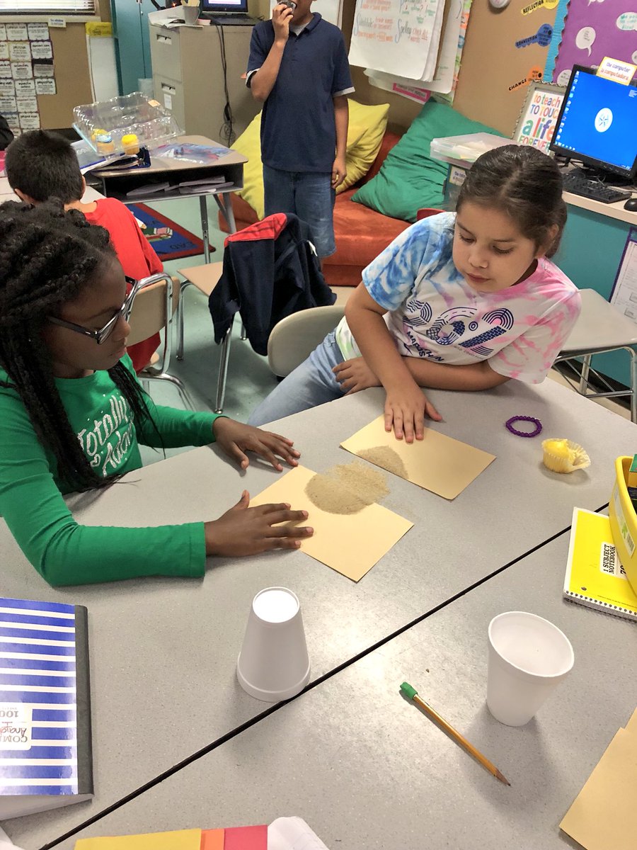 HerreraHuskies's tweet photo. 4th Grade working on #STEM workstations! So fun! #HerreraSTEM #HISD #TeamHISD @DrFennick @TeamHISD @HISD_Supe @HoustonISD https://t.co/3G4JVDUMGp