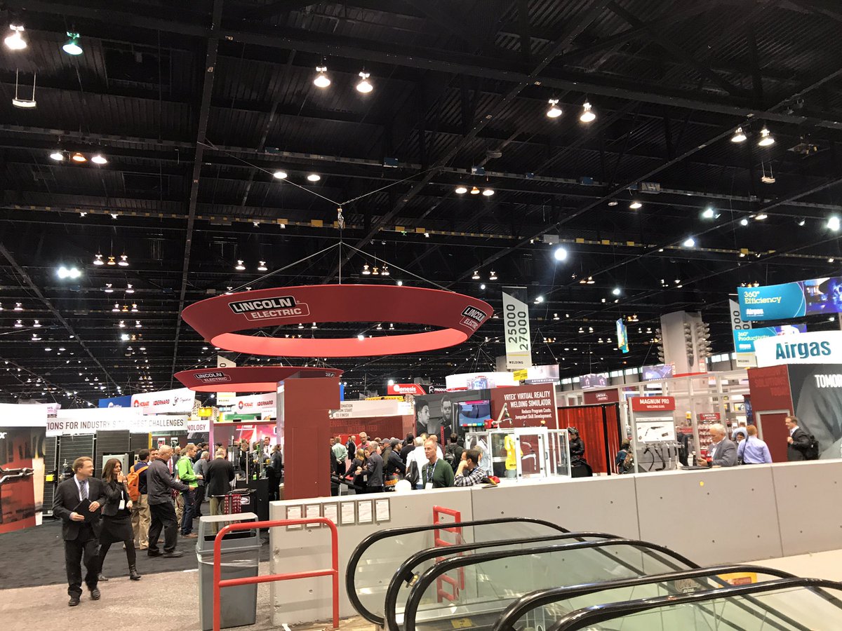 GregLewisCLE's tweet photo. #FABTECH2017 https://t.co/K8zBQ75TpJ