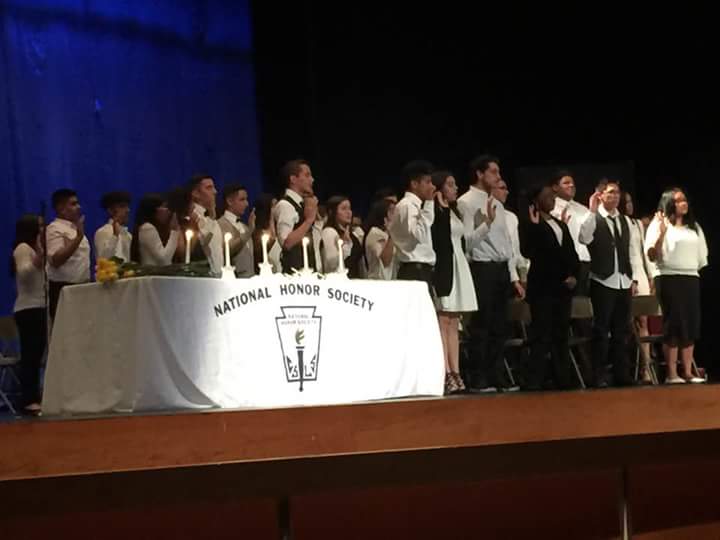 Congrats EC Central National Honor Society! #sceck12 #sceck12_central