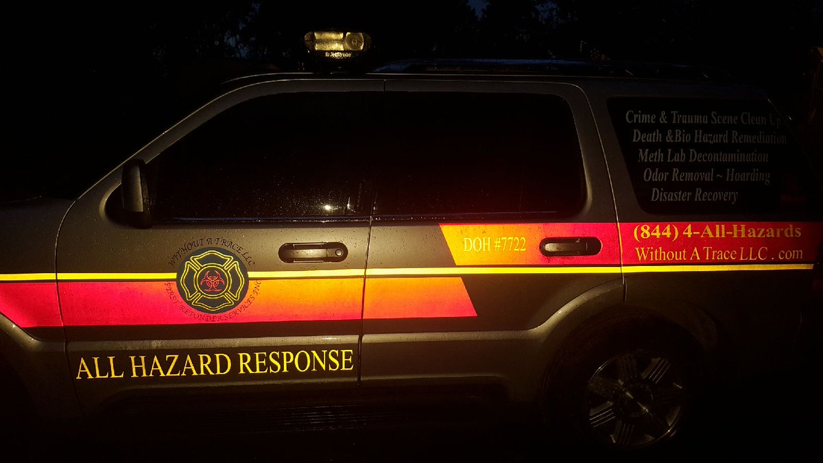 WithoutATraceFL's tweet photo. @PascoSheriff #9PMRoutine Station 1 Tampa secured our containment unit and locked up the hazmat truck and response trucks. "We are here too help!" https://t.co/2dV2CagEsR 844-4-All-Hazards https://t.co/LUzLXKobOi