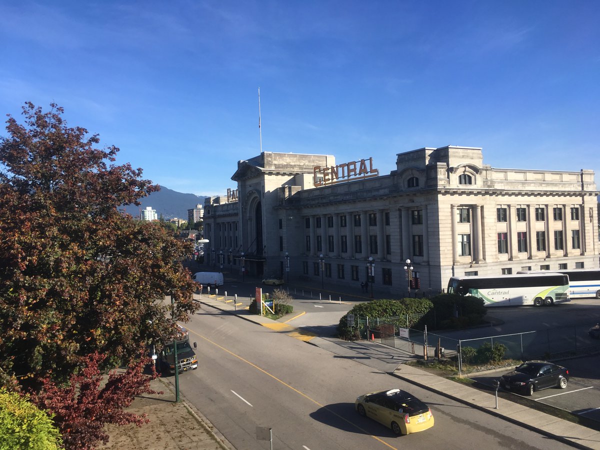 ztravica's tweet photo. Pacific Central Station
#photos604 #canada150 #igers #pacificnorthwest #explorecanada #Vancouver_ig #VancouverIsAwesome #WanderVancouver https://t.co/pw7m3sGwit