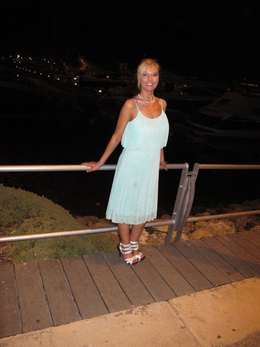Normal me - for those asking !! https://t.co/kbp5SR8HJK<a href="/tag/theblondiecure"class="tags"><span>#theblondiecure</span></a>