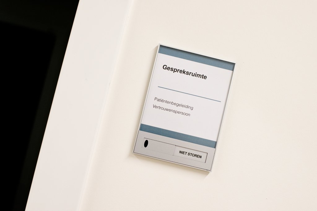 DVPD's tweet image. De #binnenbewegwijzering van Ziekenhuis Maas en Kempen is nu compleet door ons afgerond. Was een mooie opdracht om uit te voeren ! #ziekenhuis #bewegwijzering #bebording