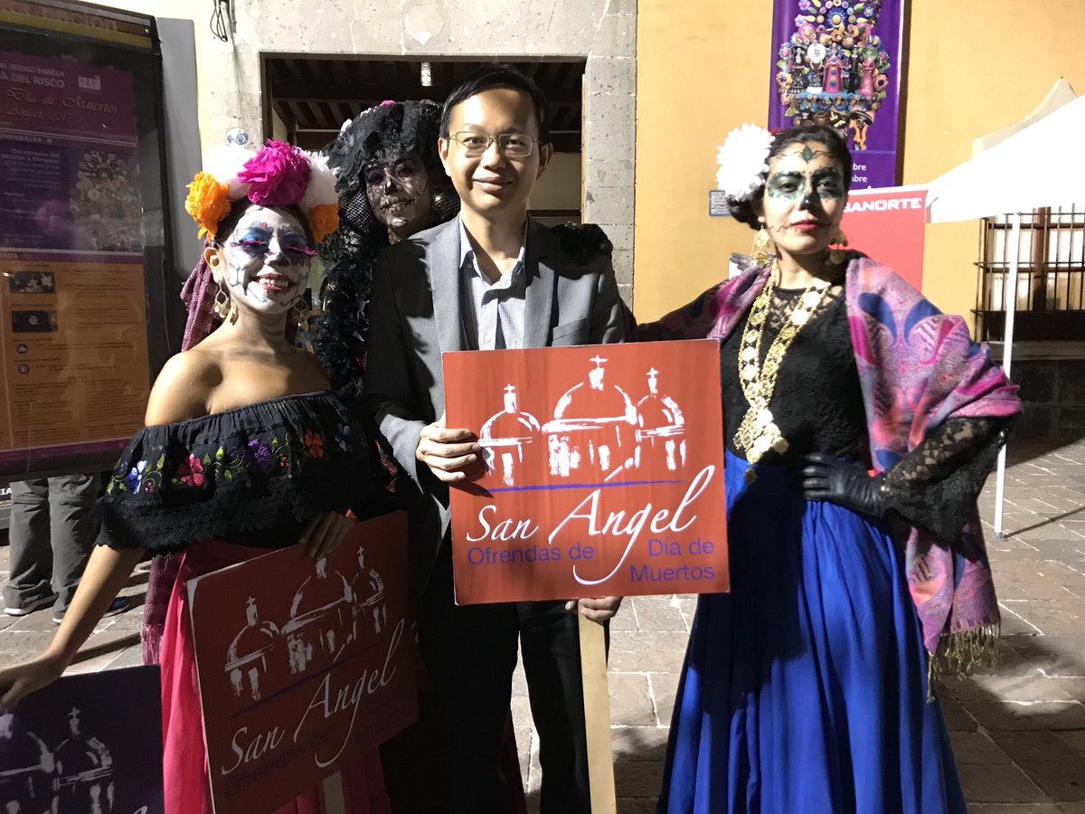 Agradecemos a <a href="/Banorte_mx/">Banorte</a> por su apoyo en #ofrendasdemuertos <a href="/ElMuseoSoumaya/">Museo Soumaya</a> @museodelcarmen <a href="/museoestudioDR/">Museo Casa Estudio Diego Rivera y Frida Kahlo</a> <a href="/CasadelRisco/">Museo Casa del Risco</a> <a href="/Carrillo_Gil/">Museo de Arte Carrillo Gil</a>