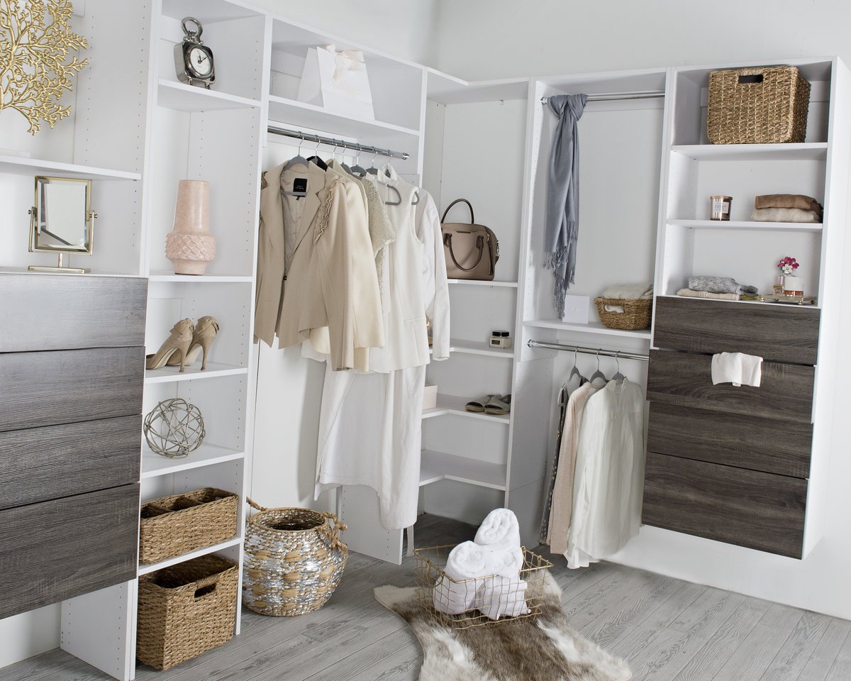 DiscoverSelf's tweet image. Functional, beautiful could B your new @ModularClosets organizational system Check out golden savings! #HeartThis bit.ly/2iClGRY AD