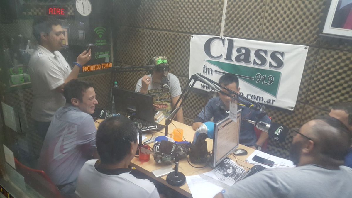 cercadelring's tweet photo. Gran #Programa132 de #CercaDelRing #CDREnVivo #CDREnClass, contamos con la presencia de #PabloOjeda y #JuanEnriquez de @boxeocomu y así los presentábamos en el inicio del #TercerBloque... Miralo en este link!
👇👇👇👇👇👇👇👇👇👇👇👇
https://t.co/1wWe0XvAR8 https://t.co/SwOV7e302H