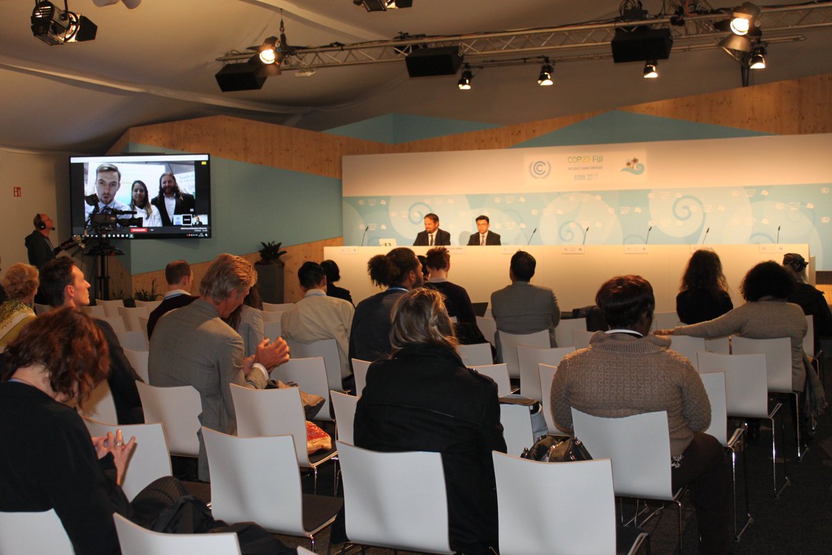 glocha_mp's tweet photo. #Blockchain tech for #ClimateAction #COP23 press conf
#GloCha #GiveYouthAChance @UNFCCC #NAZCA #data #partnership #investment
https://t.co/2yB8l6pkqi https://t.co/ahnaXeMwVg