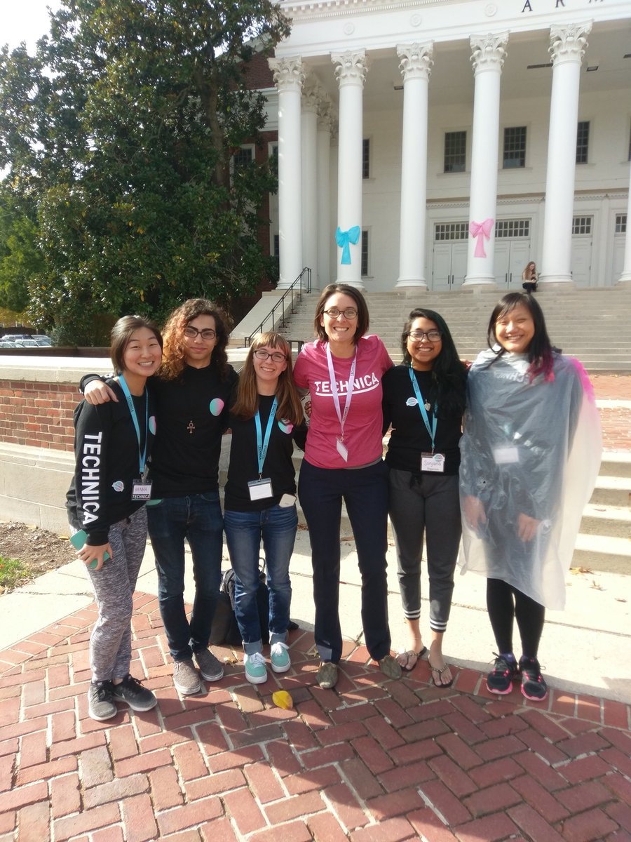 gotechnica's tweet photo. Special thanks from the Technica Team to our lovely keynote speaker, founder and CEO of @OpenDataNation, Carey Anne Nadeau! #Technica17 https://t.co/zc6EOapNT1