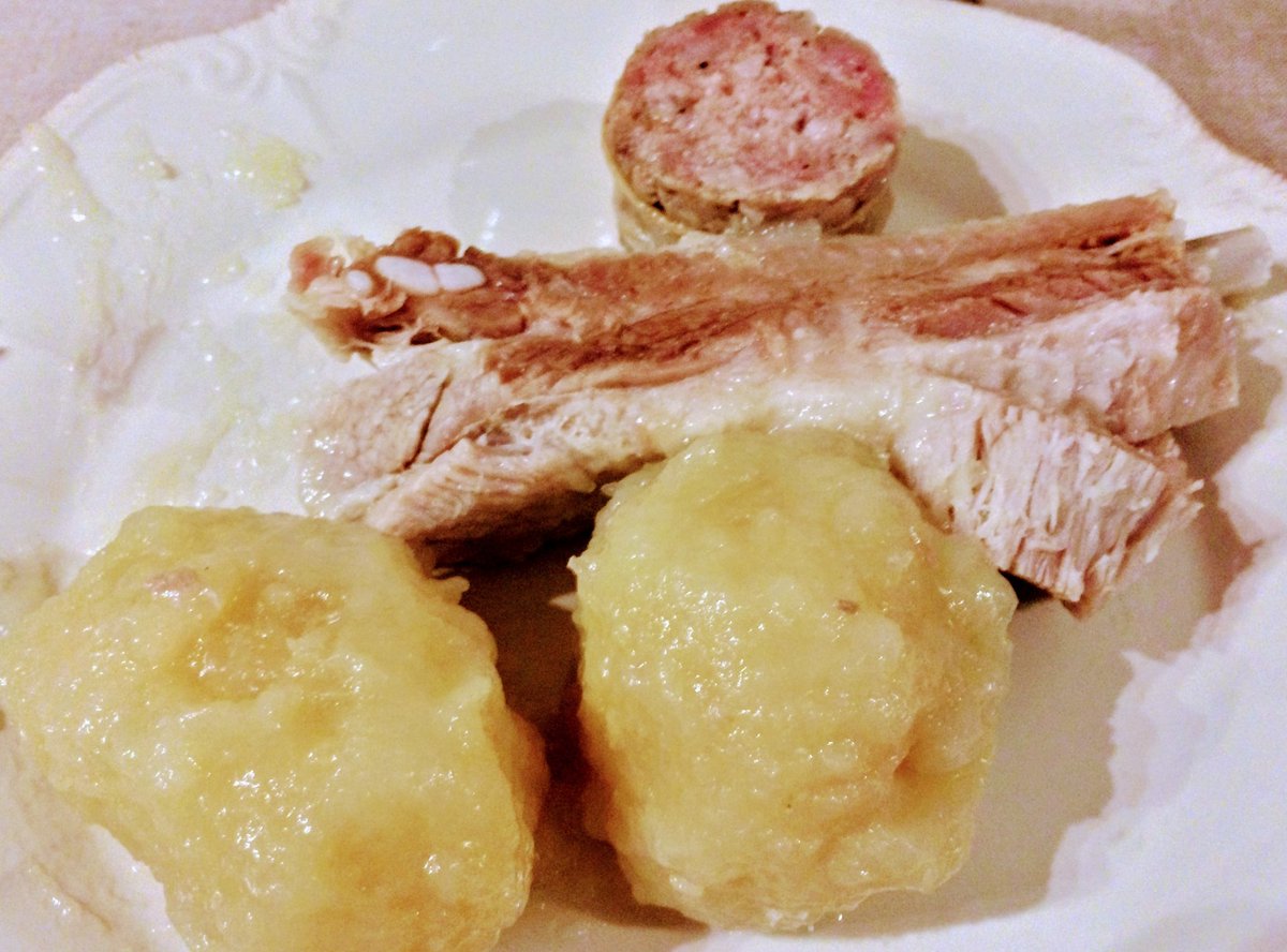 kesteum's tweet photo. Super soirée en compagnie de l'équipe du cabinet @Mgdc_Avocats pour une découverte des mets locaux avec les #farcidures petit salé/andouillette et la #flognarde 😋
🥔 https://t.co/PMBY006jYo
🍎 https://t.co/fJ6XtGm5GU https://t.co/xAoC2Zmsng