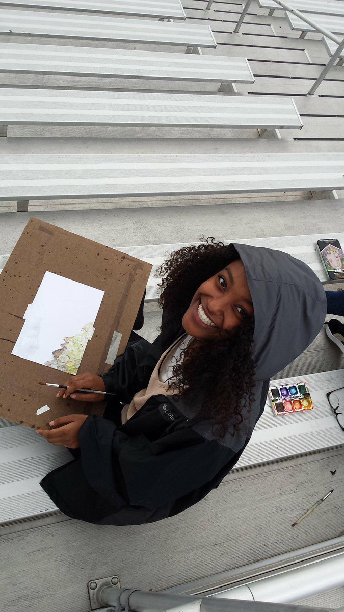 The_StudioFBHS's tweet photo. Nia said she will paint rain or shine! #pleinair #FBHSart #artclub https://t.co/TShU6YNZpU