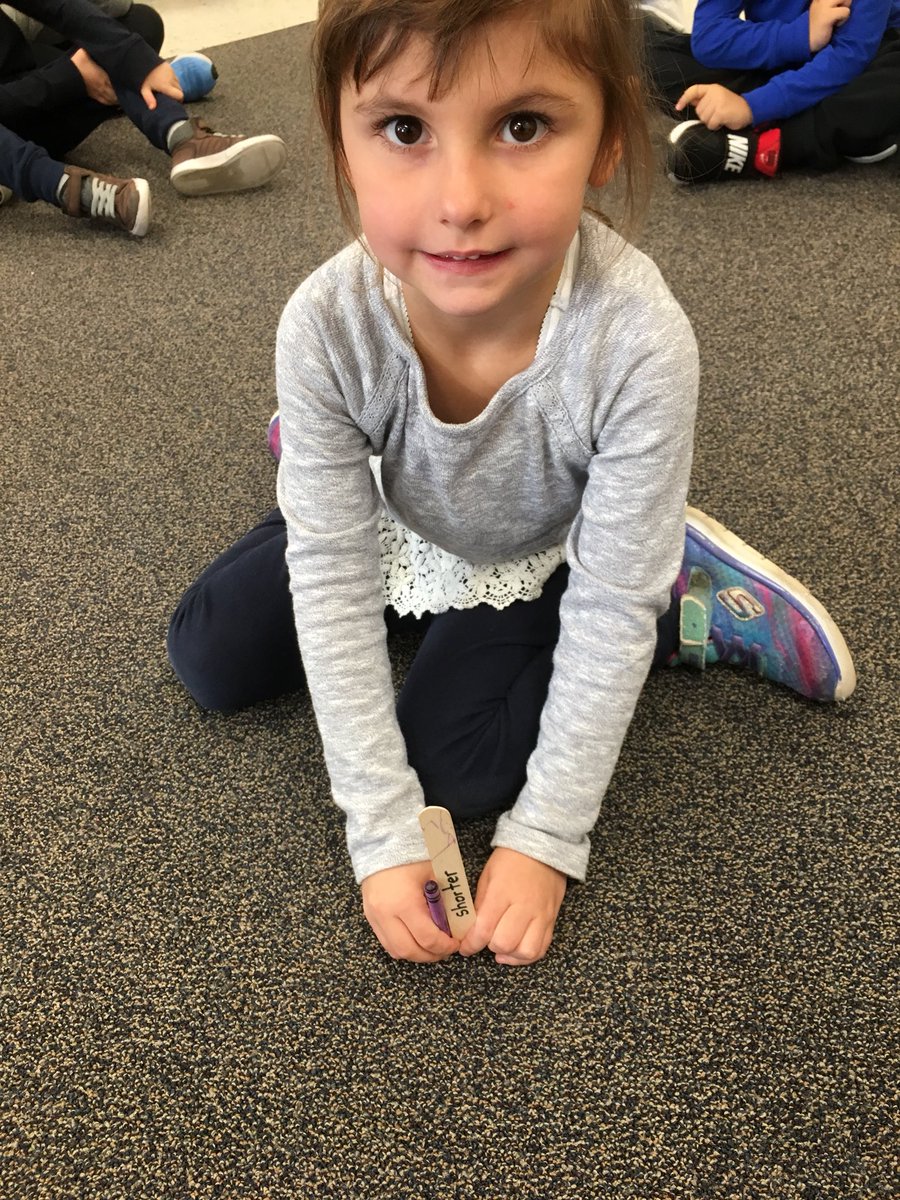 sonia_falbo's tweet photo. We are learning how to measure and compare the length of objects. #shorter #longer #aboutthesame https://t.co/I3h4wg9t9H