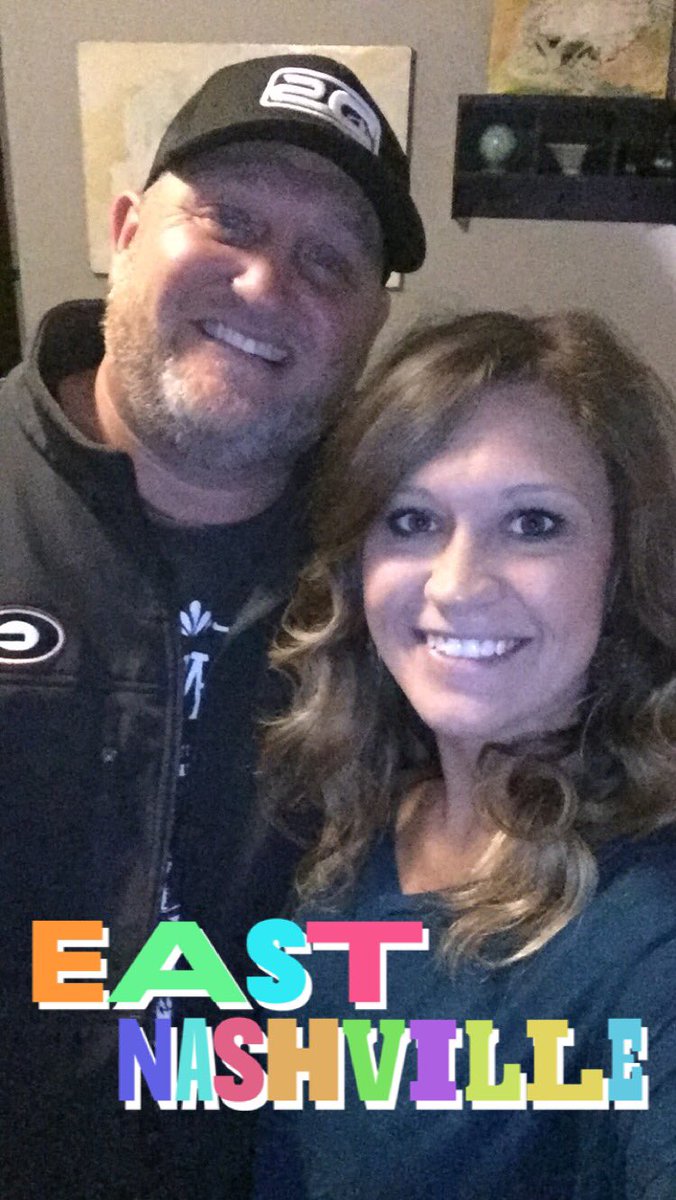 cornbread_bb's tweet photo. Loving Nashville #lovinligon #honeymoon https://t.co/rJEwwYxDot