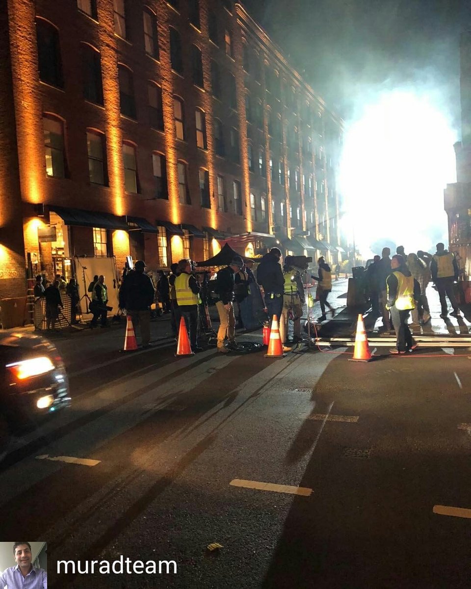 GothamFilming's tweet photo. muradteam/IG: "Filming Gotham in Williamsburg yesterday. Good Times! #brooklynny #brooklyn #gotham #tvshowshoot #williamsburgbrooklyn #theburg #tvshows #gothamtvshow #streetsofbrooklyn #filmshoot #realestateagent #brooklynlifestyle" https://t.co/iFeeKMwVuR https://t.co/zA0uwUbi8D