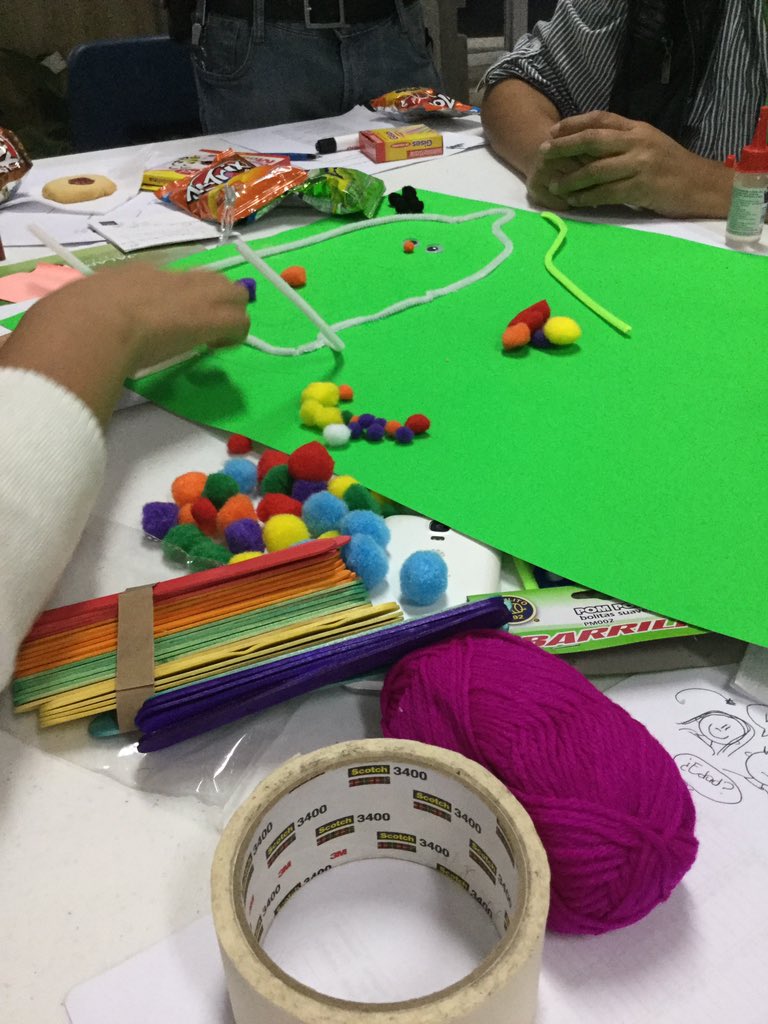 MunisAbiertas's tweet photo. Estamos contando historias de manera creativa en la #Visualizaton del #FestivalGobAbierto #FGA https://t.co/w8aa6kH0FF