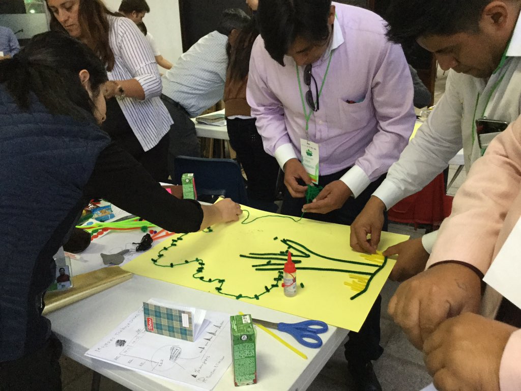 MunisAbiertas's tweet photo. Estamos contando historias de manera creativa en la #Visualizaton del #FestivalGobAbierto #FGA https://t.co/w8aa6kH0FF