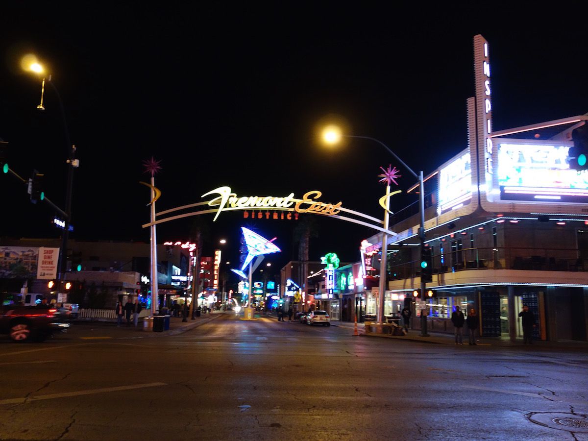 MaidstoneScout's tweet photo. #LasVegas: #Fremont Street https://t.co/xQhxkHbOPE #NV #Travel https://t.co/rOyBOnkEHM