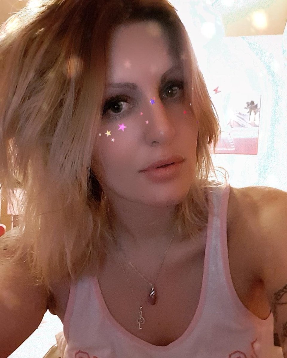JenniferBredow's tweet photo. Follow me on Insta 💜
Jenny_van_bree_official https://t.co/H8wDYVU6Nl