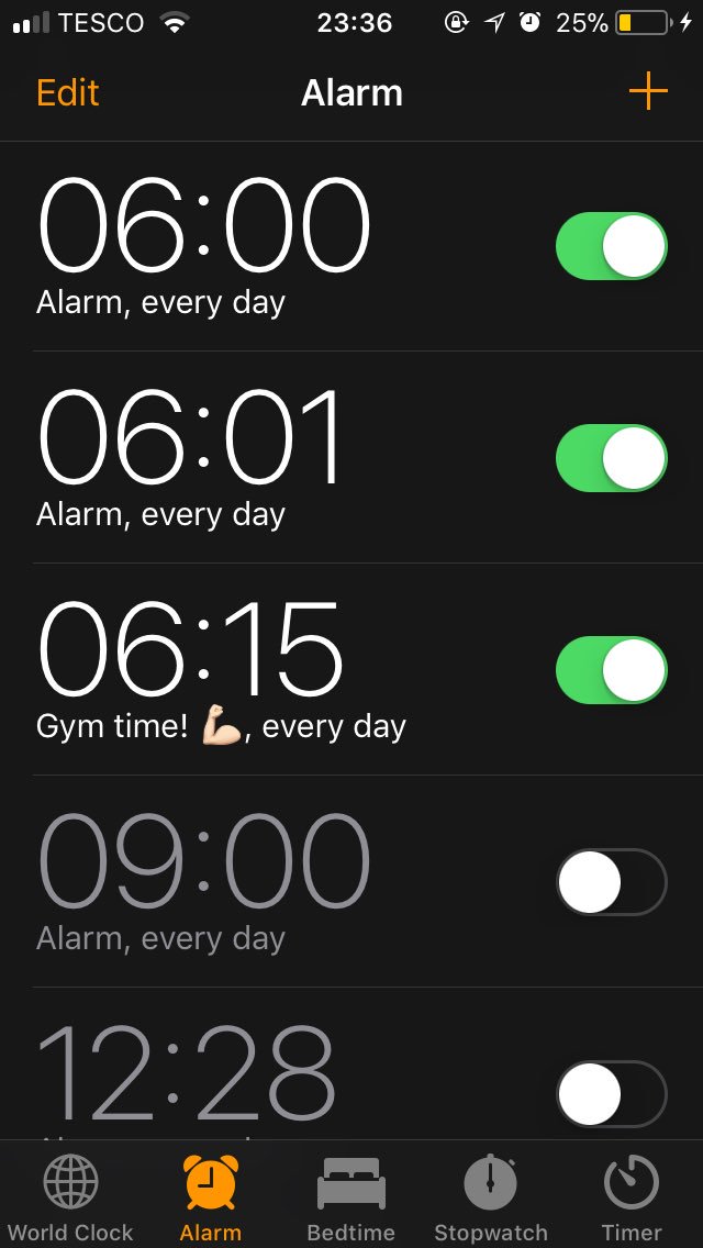 RavenRaven94's tweet photo. Gym plan for tomorrow morning!! #gym #wednesday #6am #letsdoit #bringiton #girlswholift 💪🏻 https://t.co/2SeDjoqkYe