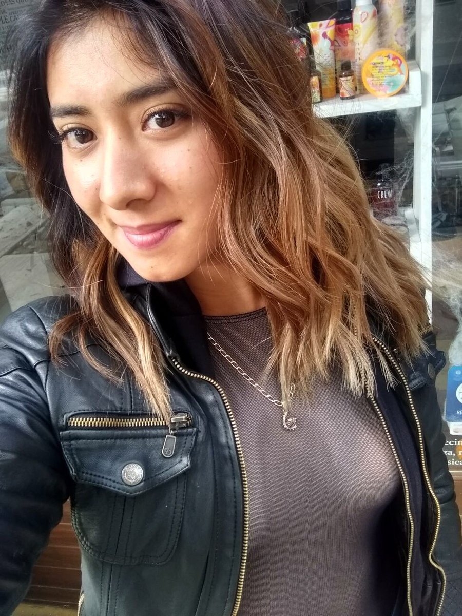 AlwaysBelievemx's tweet photo. Karen de @ninasbien guapísima luciendo #efectosdecolor #wella #olaplex #condesa #cdmx https://t.co/pq6xngVnop