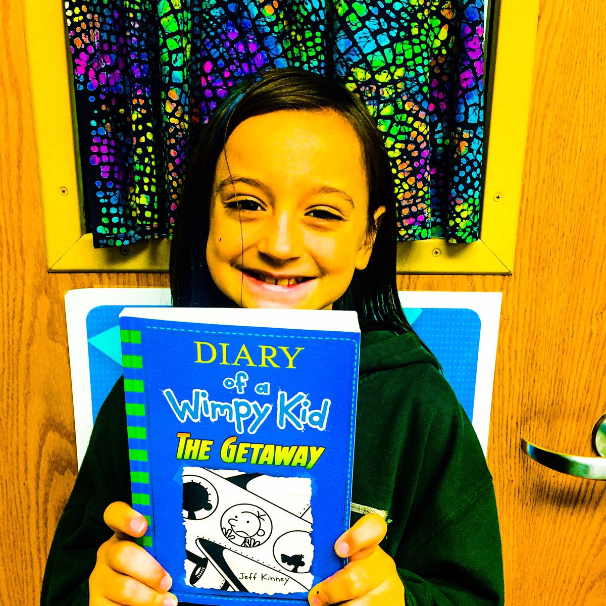MrsSpencerKM's tweet photo. Getting our “Wimpy on” 4 #TheGetaway ✈️ release! #WimpyKidColorScheme #WimpyBookBoxDay 😱 Thank you, @wimpykid & @ScholasticClub👌🏻@KMElem https://t.co/MhvbhZ5OWe