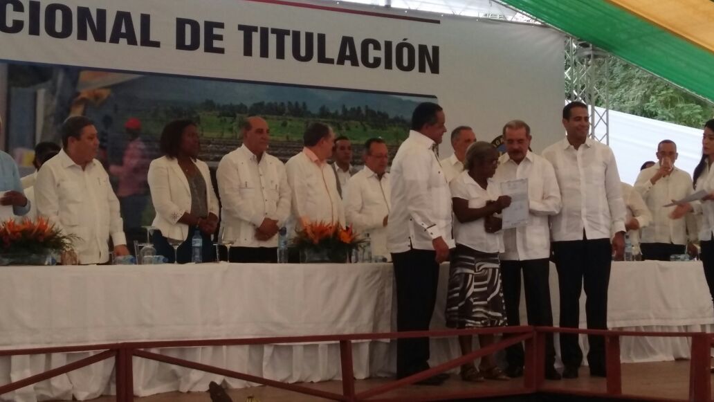 Más de 2000 beneficiados #TitulasionGazparHernandez #MarketingPoliticoEspaillat