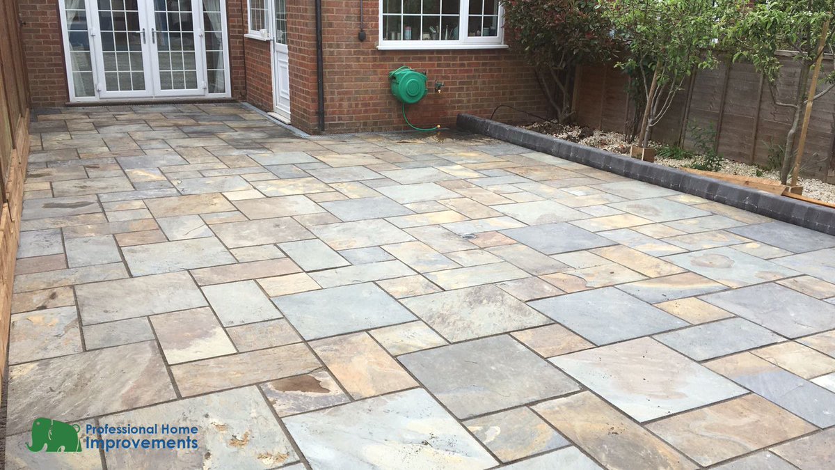 We work all places in and around Hertfordshire. Get in touch today to see how we can help you! ow.ly/T7O050eIuii #homeimprovement