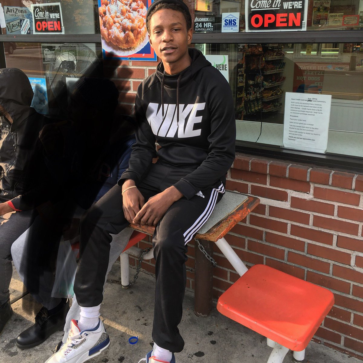 GS11___'s tweet image. 