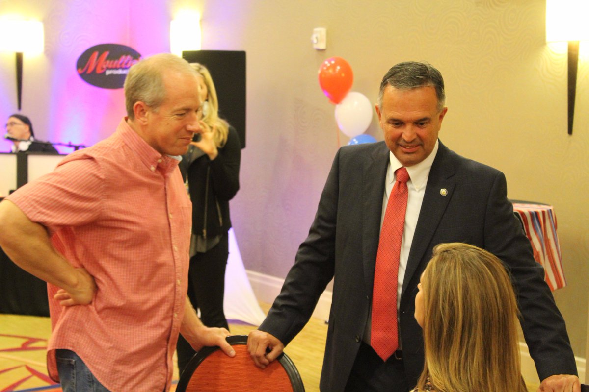WayneCrenshaw1's tweet photo. Warner Robins Mayor Randy Toms speaks with supporters at his election party just after the polls close and the wait begins for results. https://t.co/S4YYdNccvY