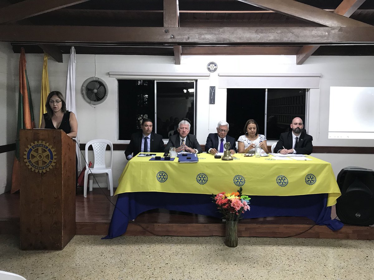 RotarioEnvigado's tweet photo. Reunión con nuestro #Gobernador #Distrito4271 #JorgeMaldonado https://t.co/TlhuveBtjr