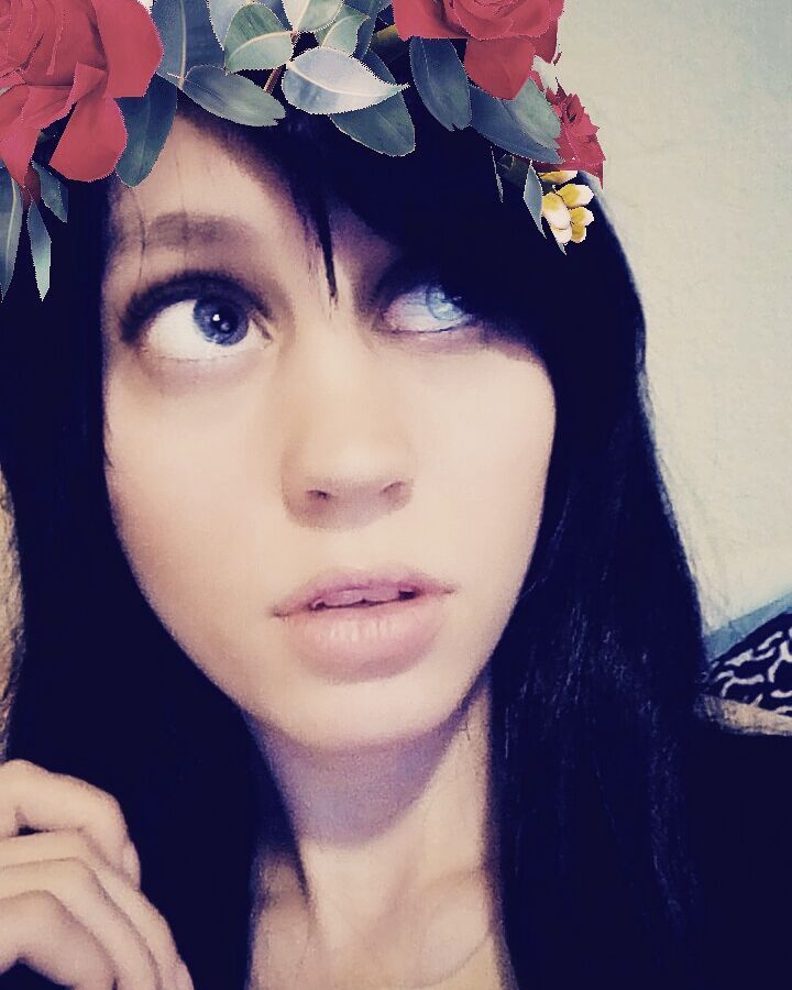 unsigned_art's tweet photo. Brushed our my old black wig. I still like it tho it does change the way I look a lot XP https://t.co/SwHyKVcprL