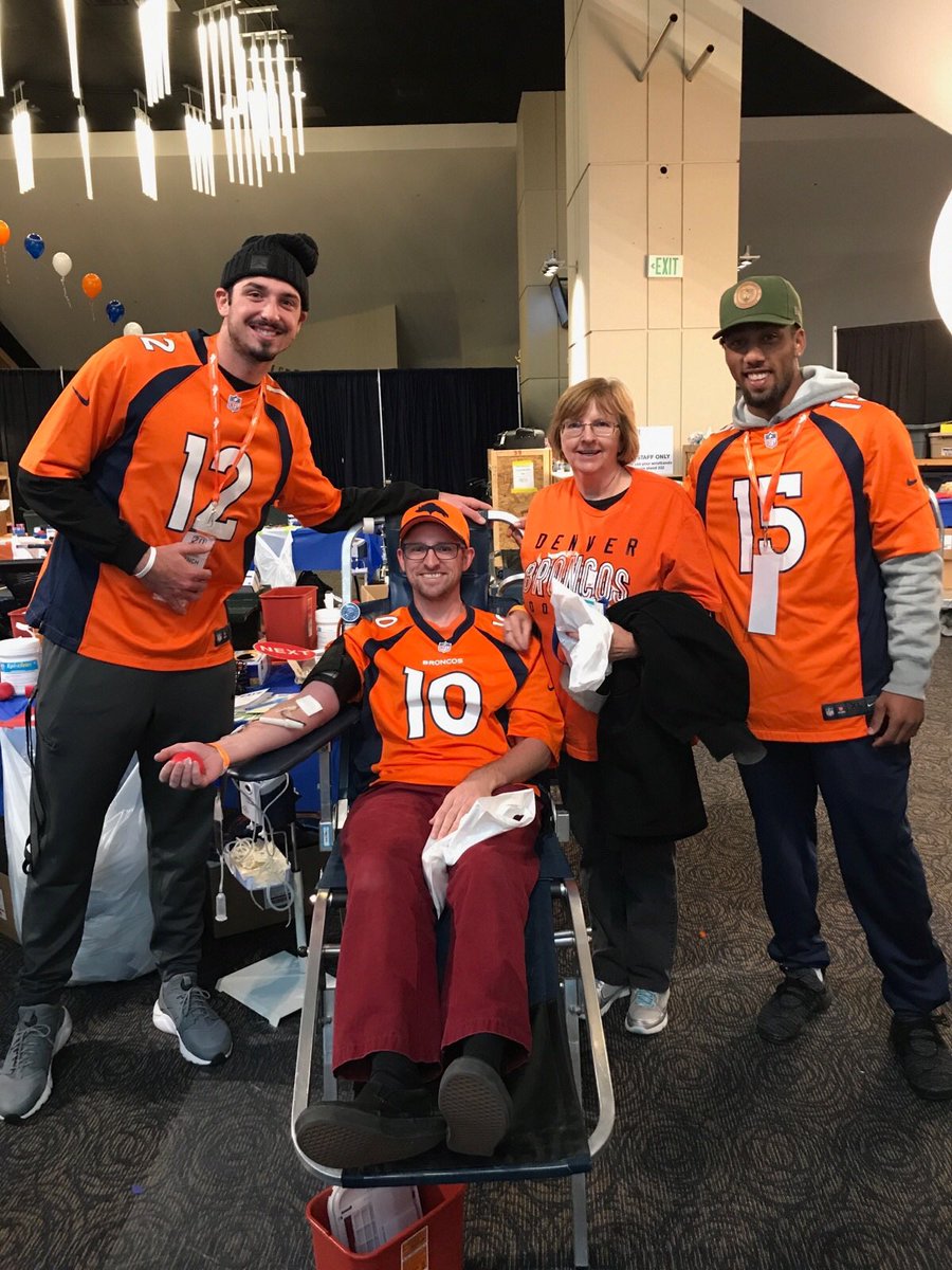 Great to meet @Hunter_A_Sharp & @PaxtonLynch at @bonfilsdotorg's #DriveForLife20