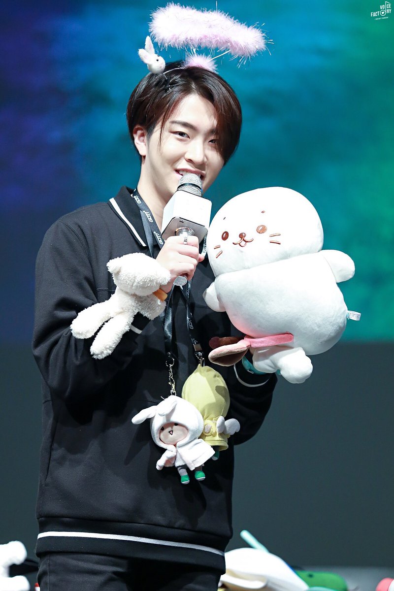 bestofgot7's tweet photo. https://t.co/z5BlANLaey