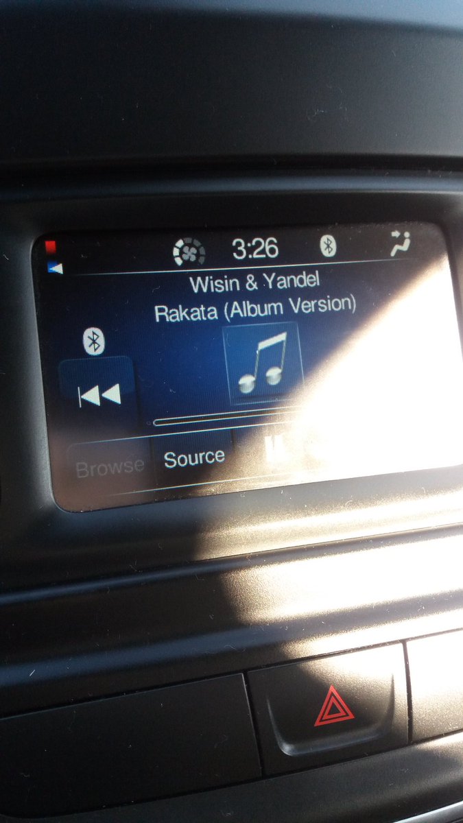 ebooker1983's tweet photo. Forgot  to post this earlier... more #Reggaeton #music to get me #pumped for the #gym Wish I understand the lyrics #thatbeatthough #hittin #beatin https://t.co/MGe67K7dkj