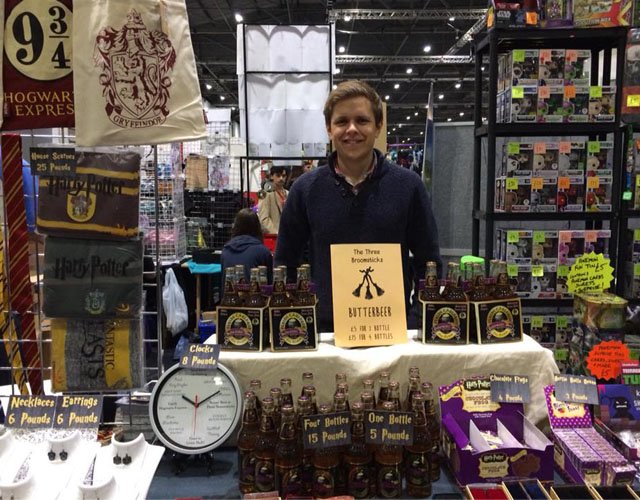 MagicAlleyUK's tweet photo. Read about our time at MCM London and our new products in stock! 😁https://t.co/hO7G3soQZc #HarryPotter #MCMLondon #potterhead https://t.co/10TXrLFfiY