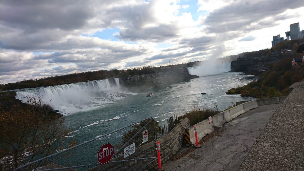 ナイアガラの滝🌊

アメリカ側を撮ってみました～👍