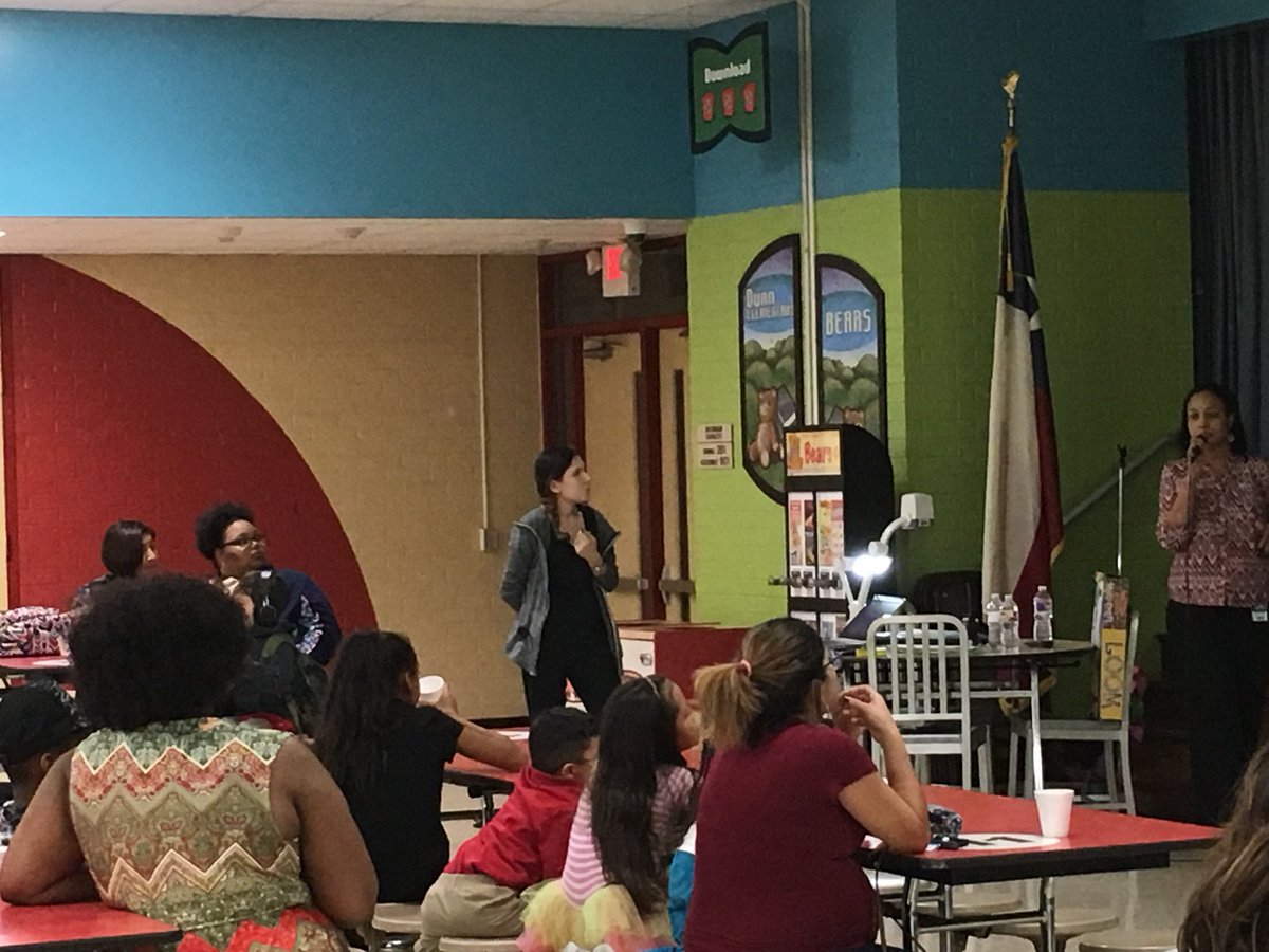 N_RobbinsAdams's tweet image. @dunnbears Warming Up to STAAR #SuperSTAARs #ParentalInvolvment #TeachingAfterHours  @Mgolivier3 @PearsVpears