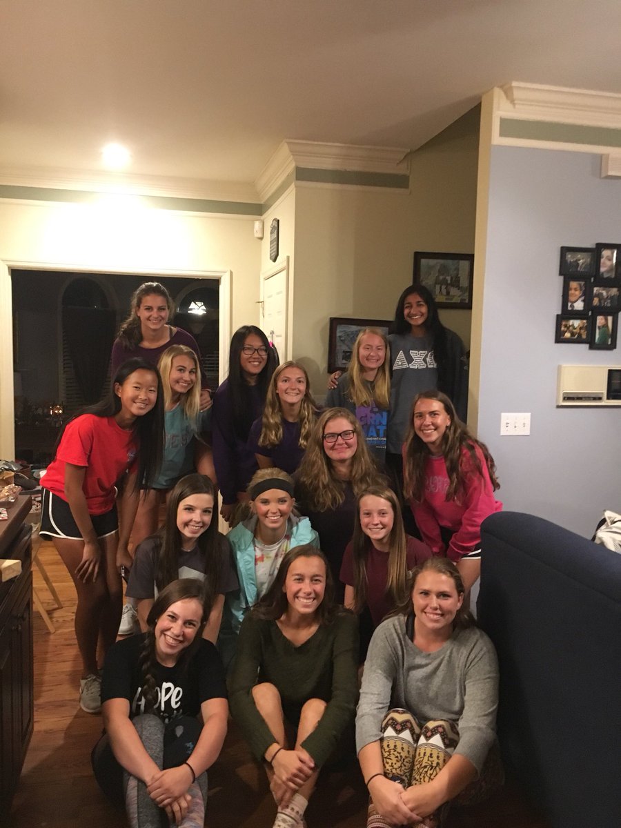 FlutesDB's tweet photo. happy indy eve!!!! grand nats here we come!!! 💜😛🎼 #roadtoindy #not13th #getallthepoints https://t.co/NY2tDvxFDu