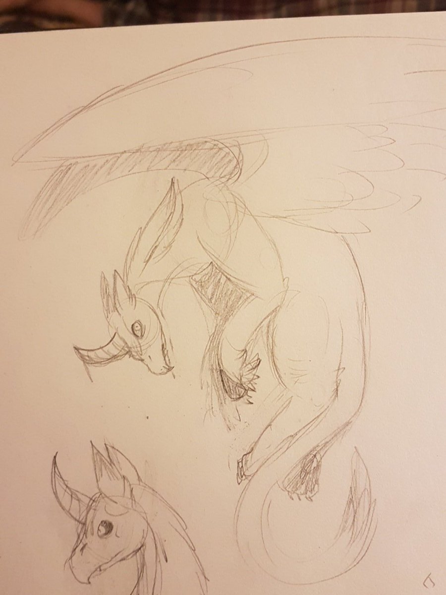 Inubashiji's tweet image. Done not perfect.
Meet Emil; 50% Unicorn 50% Gryphon 100% Cunt