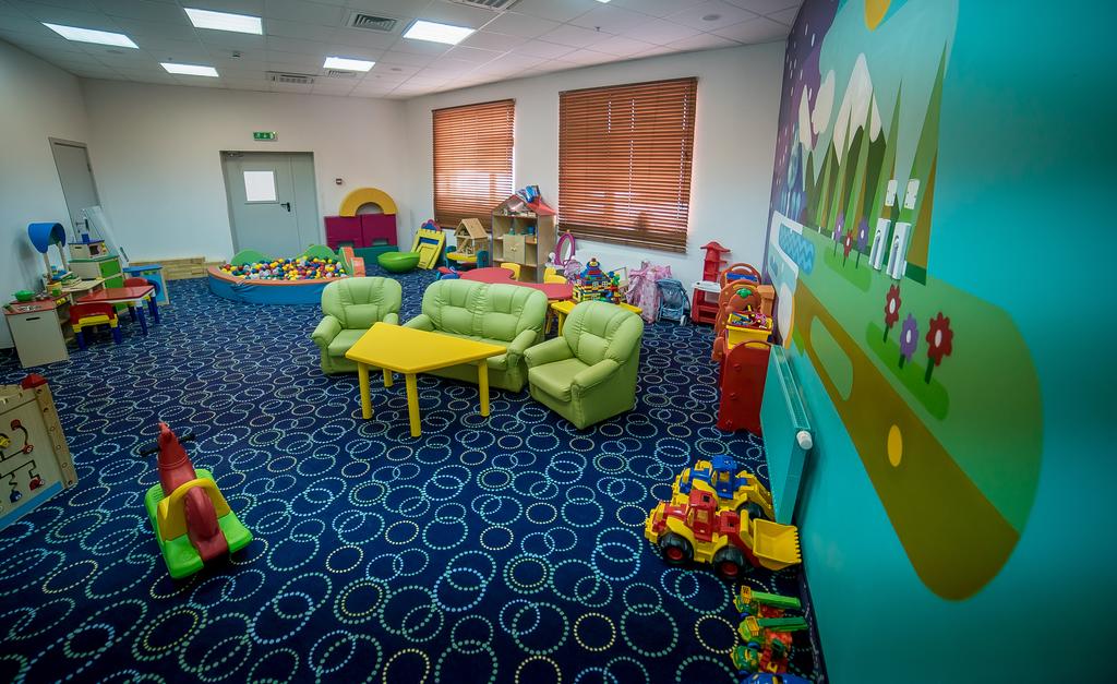 Сочи(Красная Поляна)/«ROSA SPRINGS»4*,53 000 рублей за двоих.Вылет 15.11., 7 ночей,завтраки,обеды,ужины #S _ТУР