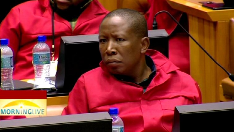 SABCNews's tweet photo. Banks control and run the lives of so many people, despite running our lives, banks in South Africa refuse to transform,” says #Malema . https://t.co/5vLQ2FdoDa