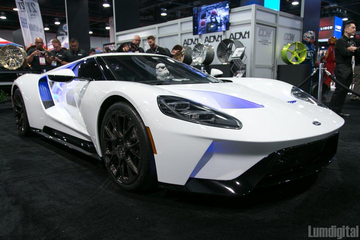 lumdigital's tweet photo. Here are a few shots from the SEMA Show in Vegas last week.  It is a HUGE show that really drained me. I am finally getting enough rest to feel normal. Now back to editing. https://t.co/pDCkSRdJlm