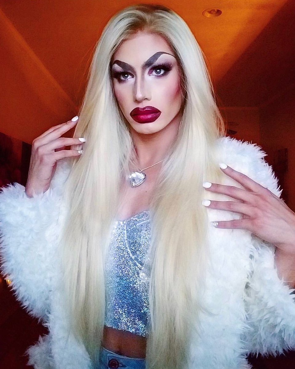 #WigCrushWednesday Samantha says she's ready for daddy in her Raja in Miss Sweden. 🍬👨🏼 #WCW wigsbyvanity.com/collections/ra…