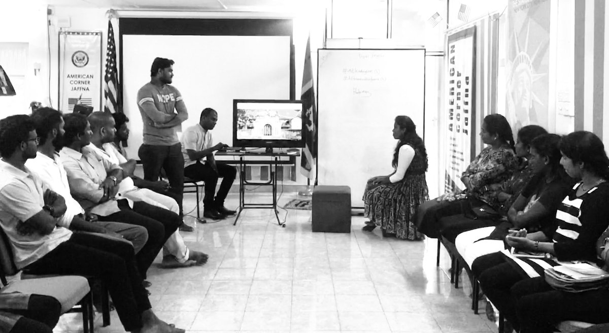 dstjourney's tweet photo. #dstalumni sharing their experiences & insights on the process of final project; the photoessay & its importance on #communitystorytelling https://t.co/ydsAJfEnlY